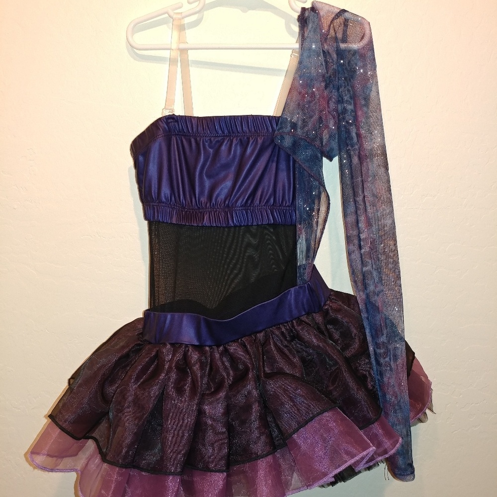 Dance  costume AXS fits a 10-12